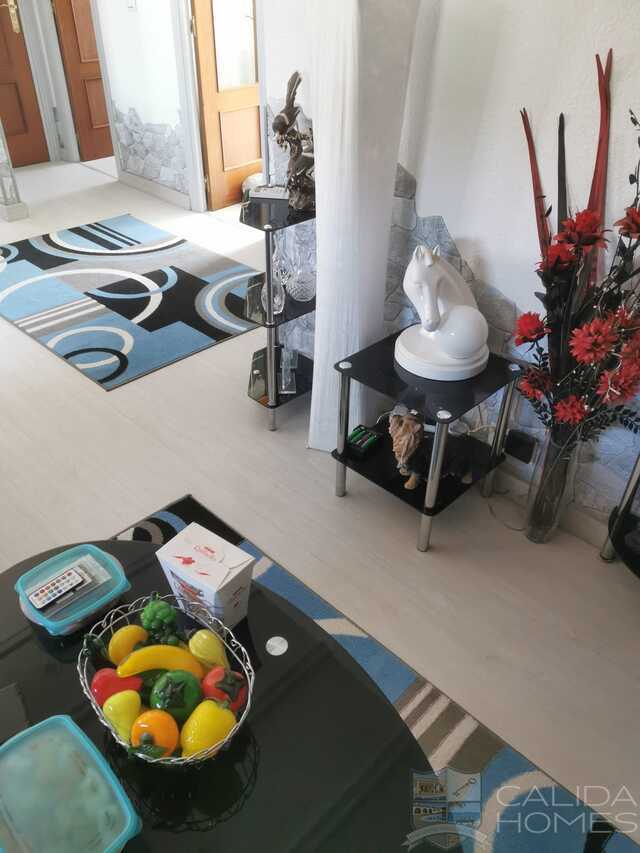 Chalet Piedra: Country House for Sale in Oria, Almería Chalet Piedra: Country House for Sale in Oria, Almería