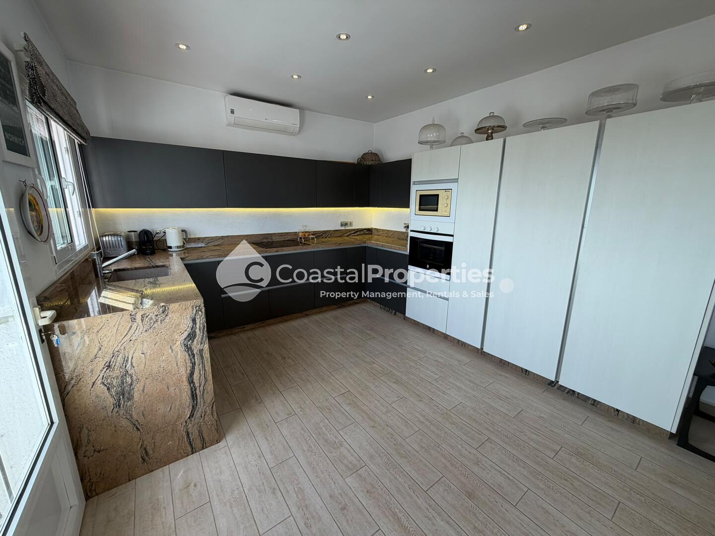 CPM- 070 VILLA MARINKA: Villa for Sale in Mojácar, Almería CPM- 070 VILLA MARINKA: Villa for Sale in Mojácar, Almería