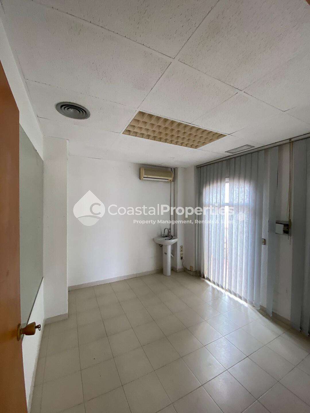CPR-026 LOCAL COMERCIAL: Commercial Property for Rent in Mojácar, Almería CPR-026 LOCAL COMERCIAL: Commercial Property for Rent in Mojácar, Almería