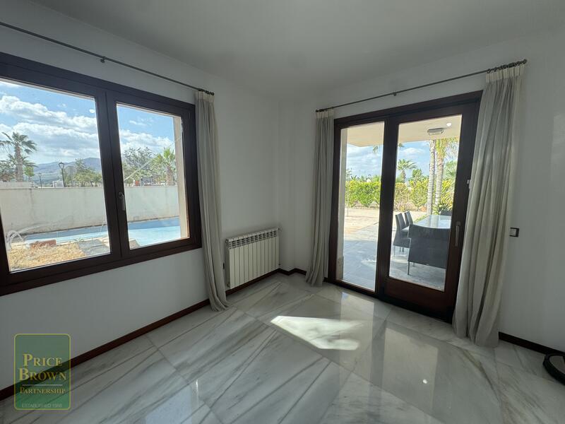 DV1613: Villa en vente dans Huercal-Overa, Almería DV1613: Villa en vente dans Huercal-Overa, Almería