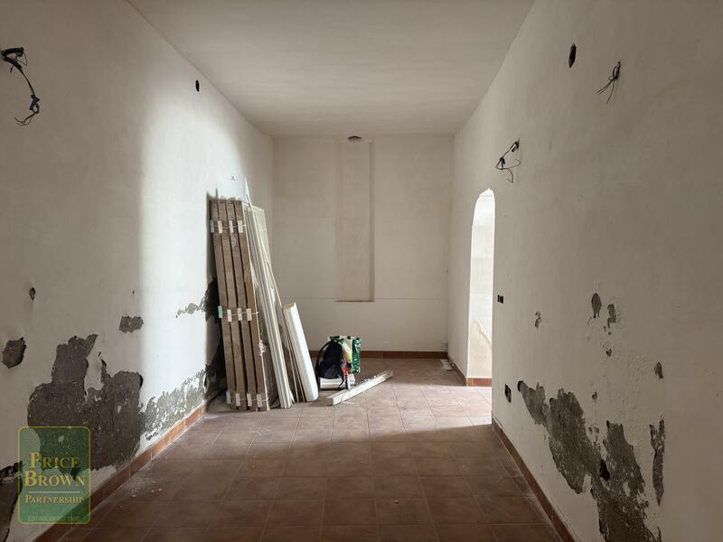 LV867: Townhouse for Sale in La Huelga, Almería LV867: Townhouse for Sale in La Huelga, Almería