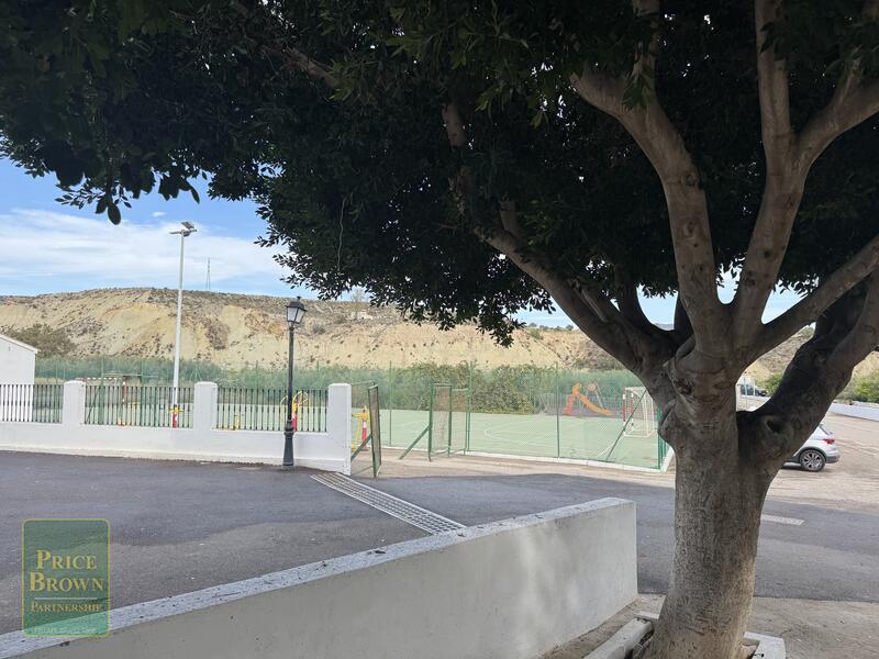 LV867: Townhouse for Sale in La Huelga, Almería LV867: Townhouse for Sale in La Huelga, Almería