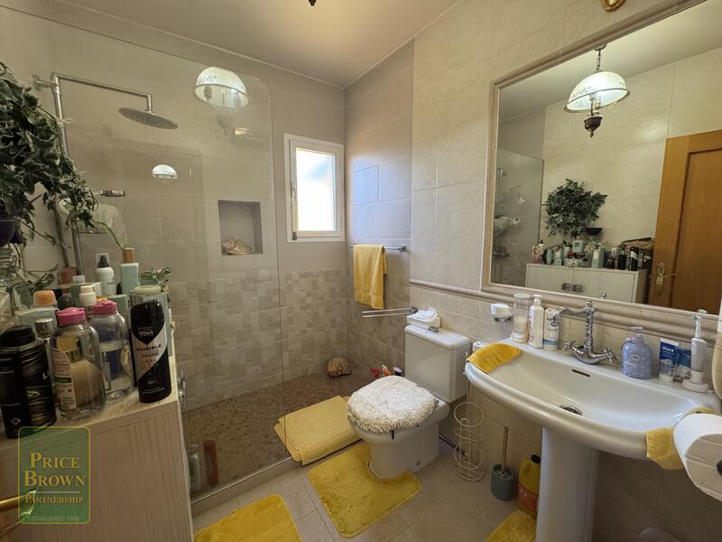 LV876: Townhouse for Sale in Vera Playa, Almería LV876: Townhouse for Sale in Vera Playa, Almería