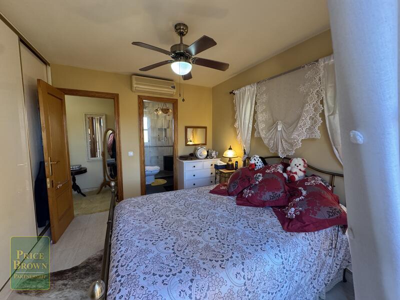 LV876: Townhouse for Sale in Vera Playa, Almería LV876: Townhouse for Sale in Vera Playa, Almería