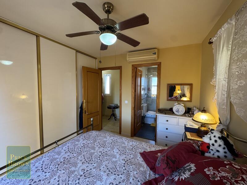 LV876: Townhouse for Sale in Vera Playa, Almería LV876: Townhouse for Sale in Vera Playa, Almería