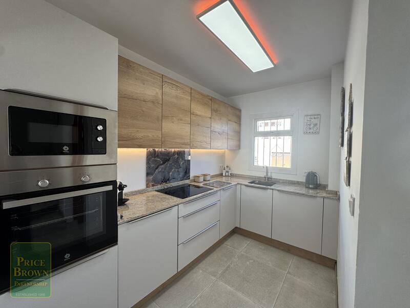 LV886: Townhouse for Sale in Mojácar, Almería LV886: Townhouse for Sale in Mojácar, Almería