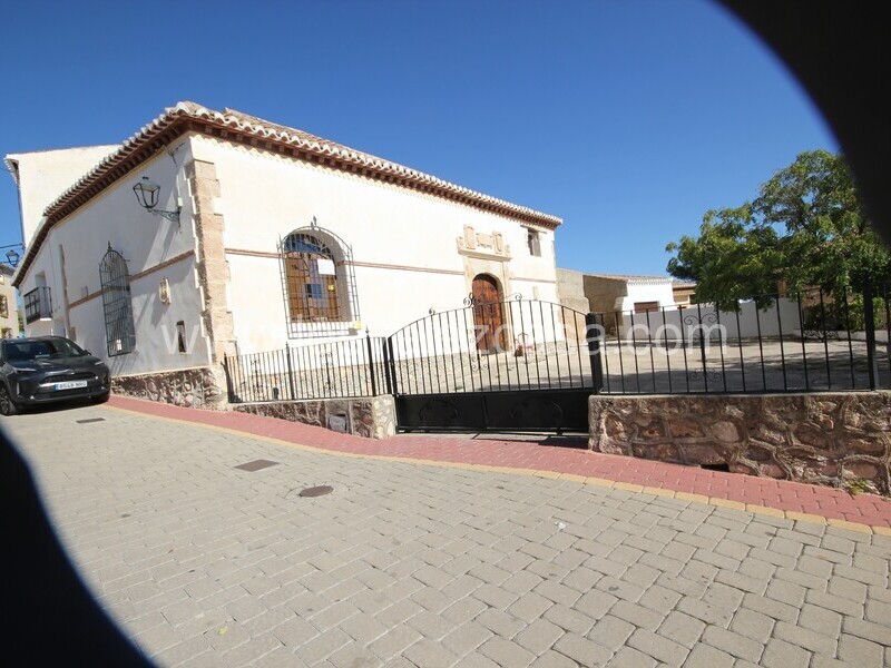 LVC542: Country House for Sale in Velez-Blanco, Almería LVC542: Country House for Sale in Velez-Blanco, Almería