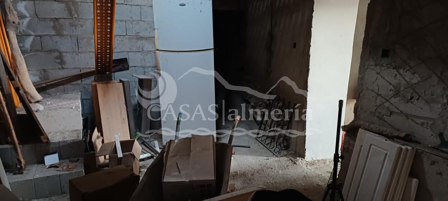 R02041: Country House for Sale in La Perulera, Almería R02041: Country House for Sale in La Perulera, Almería