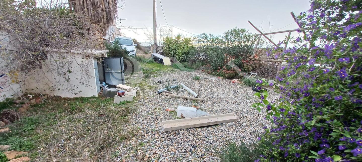 R02041: Country House for Sale in La Perulera, Almería R02041: Country House for Sale in La Perulera, Almería