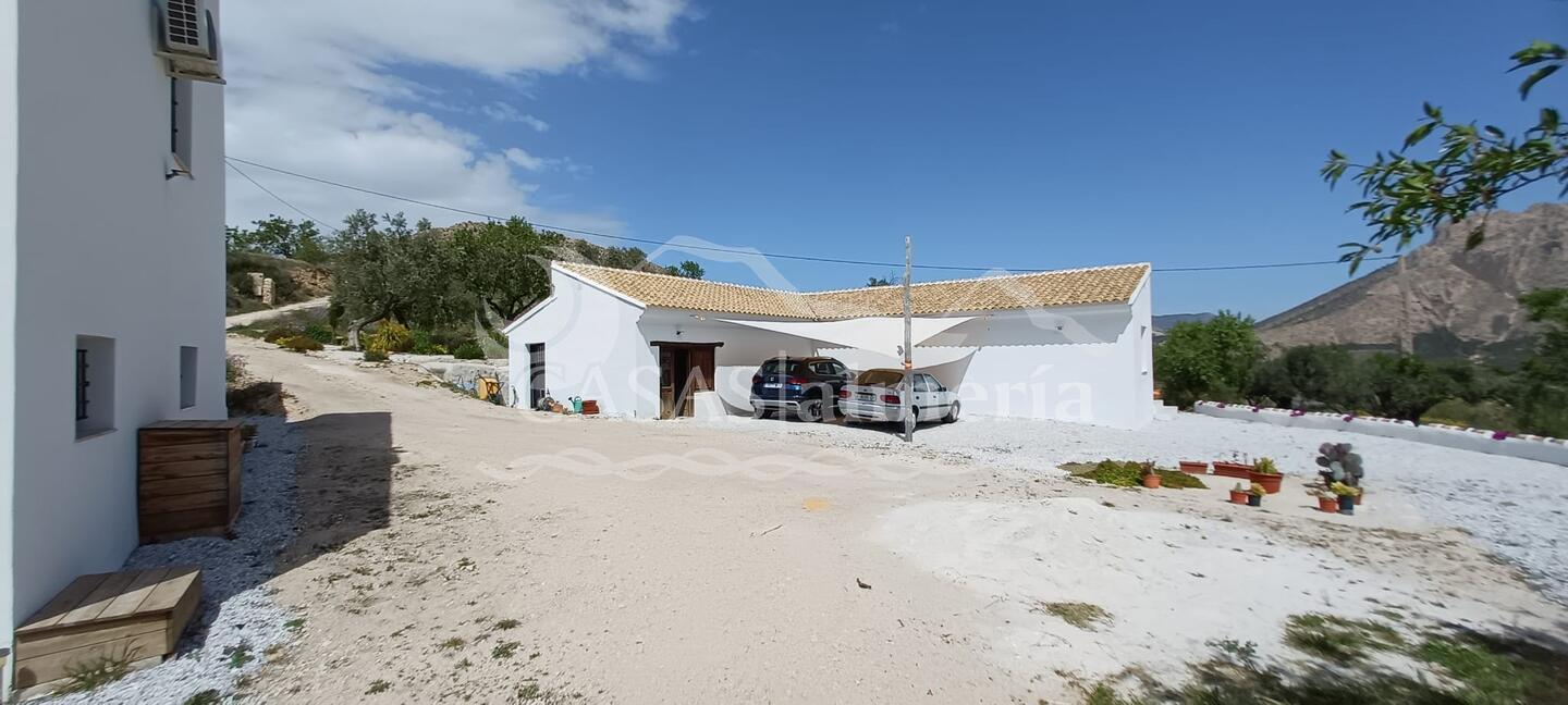 R22350: Country House for Sale in Velez-Blanco, Almería R22350: Country House for Sale in Velez-Blanco, Almería