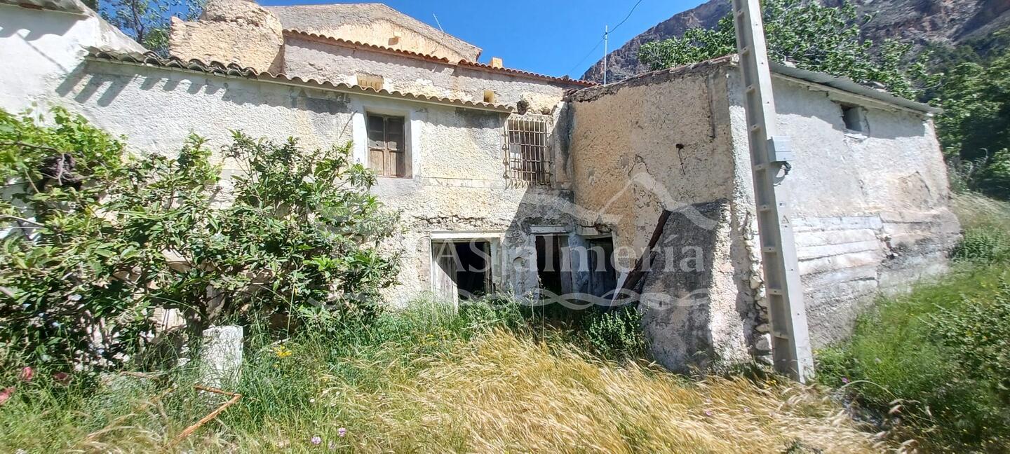 R22356: Landhuis Te koop in Oria, Almería R22356: Landhuis Te koop in Oria, Almería