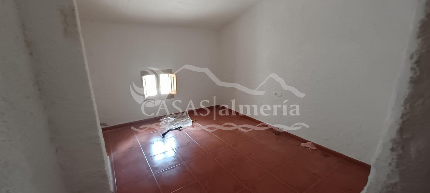 R22356: Landhuis Te koop in Oria, Almería R22356: Landhuis Te koop in Oria, Almería