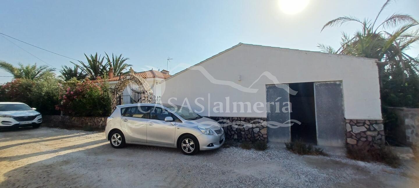 R22366: Landhuis Te koop in El Saltador, Almería R22366: Landhuis Te koop in El Saltador, Almería