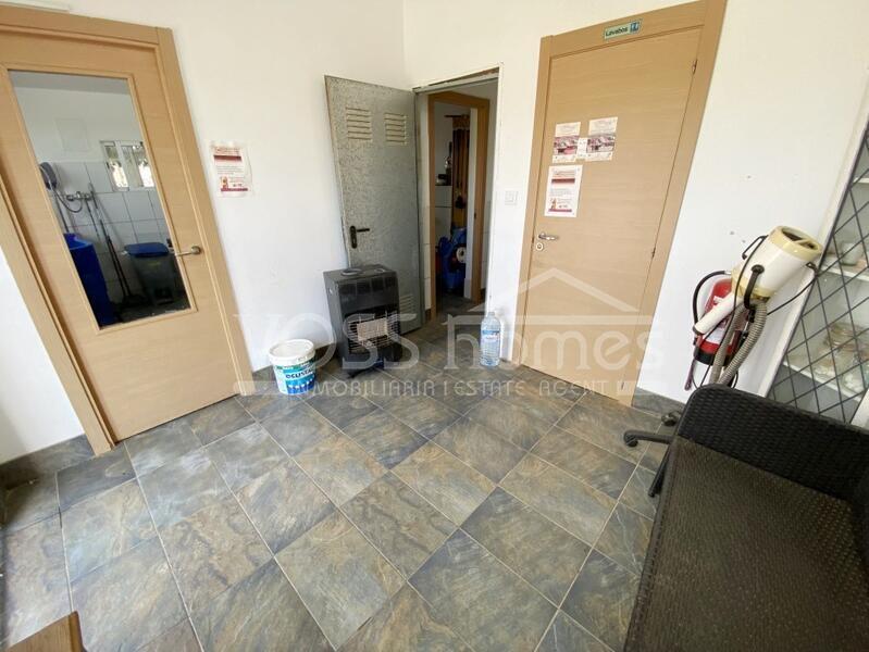 VH2486: Commercieel vastgoed Te koop in Huercal-Overa, Almería VH2486: Commercieel vastgoed Te koop in Huercal-Overa, Almería