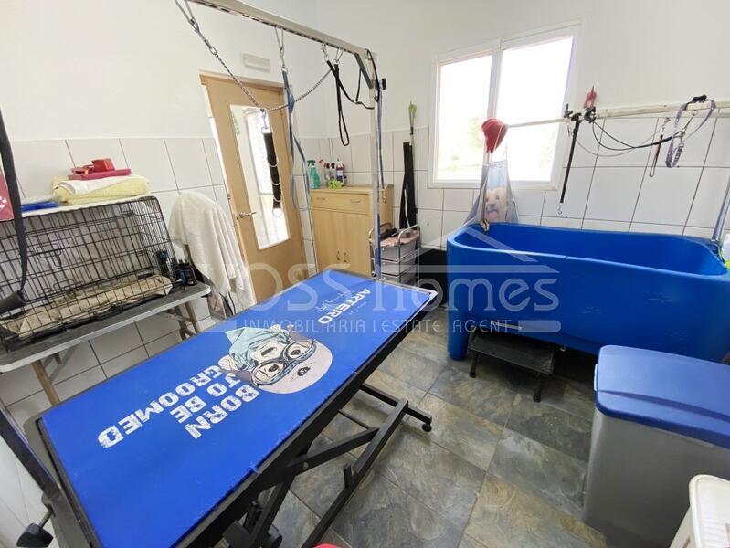 VH2486: Commercieel vastgoed Te koop in Huercal-Overa, Almería VH2486: Commercieel vastgoed Te koop in Huercal-Overa, Almería