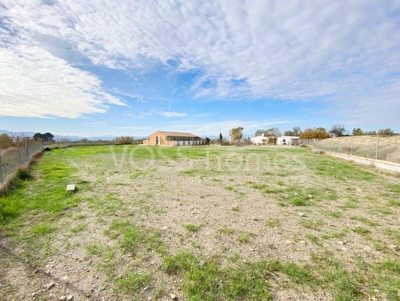 VH2486: Commercieel vastgoed Te koop in Huercal-Overa, Almería VH2486: Commercieel vastgoed Te koop in Huercal-Overa, Almería