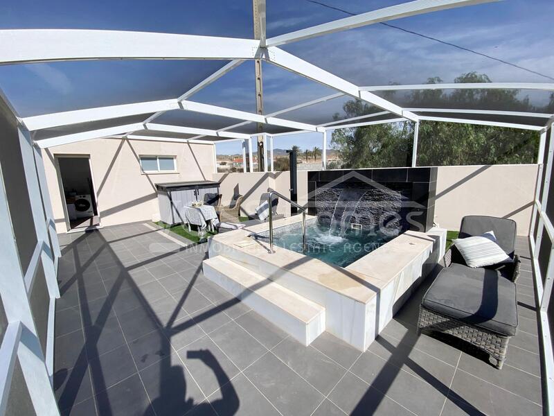 VH2648: Villa Te koop in Huercal-Overa, Almería VH2648: Villa Te koop in Huercal-Overa, Almería