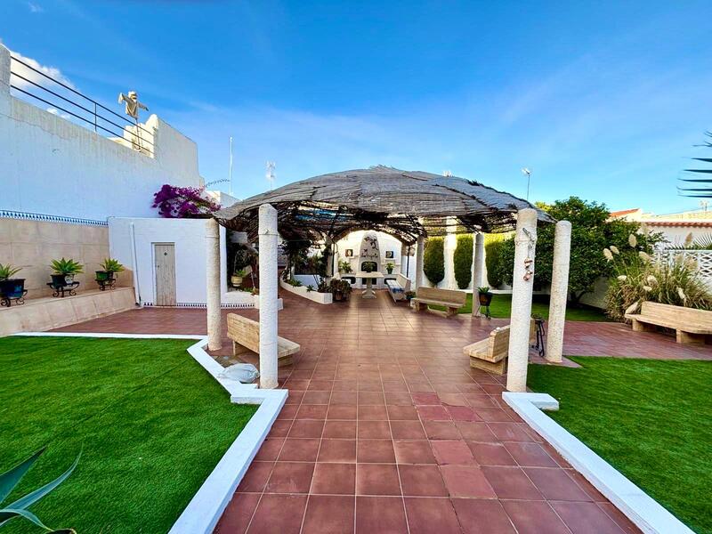 VILLA COLLY: Villa for Sale in Mojácar, Almería VILLA COLLY: Villa for Sale in Mojácar, Almería