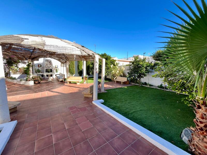 VILLA COLLY: Villa for Sale in Mojácar, Almería VILLA COLLY: Villa for Sale in Mojácar, Almería