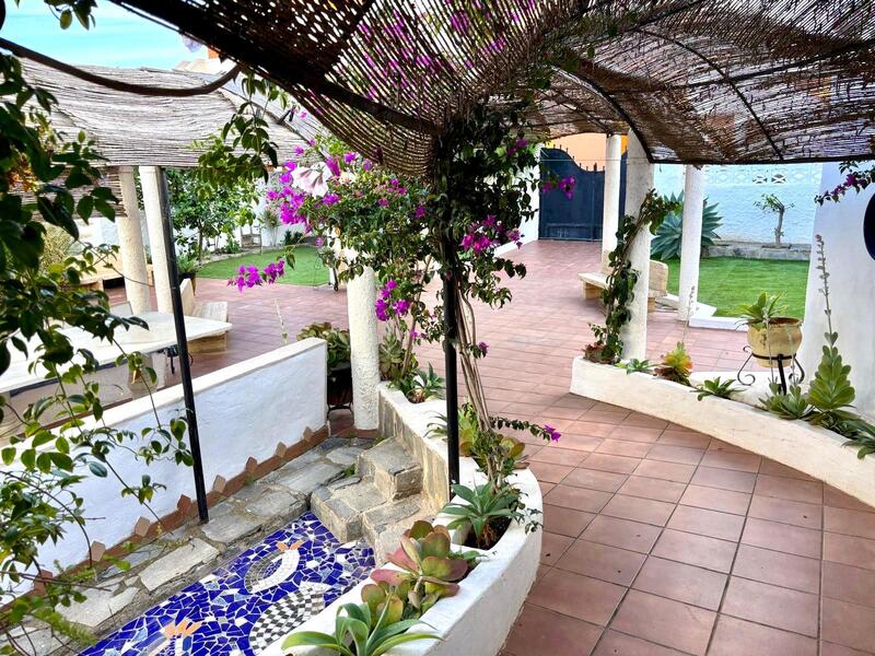 VILLA COLLY: Villa for Sale in Mojácar, Almería VILLA COLLY: Villa for Sale in Mojácar, Almería