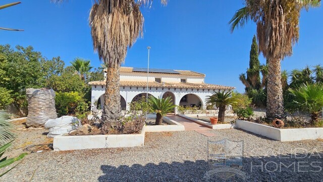 Villa Indalo : Villa for Sale in Huercal-Overa, Almería Villa Indalo : Villa for Sale in Huercal-Overa, Almería