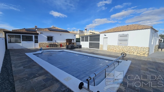 Villa Serene Arboleas: Villa for Sale in Arboleas, Almería Villa Serene Arboleas: Villa for Sale in Arboleas, Almería